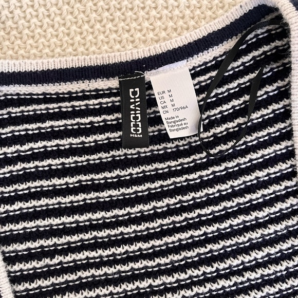H&M Textured-Knit Low-Cut Cardigan - Dark blue/striped - Picture 6 of 7